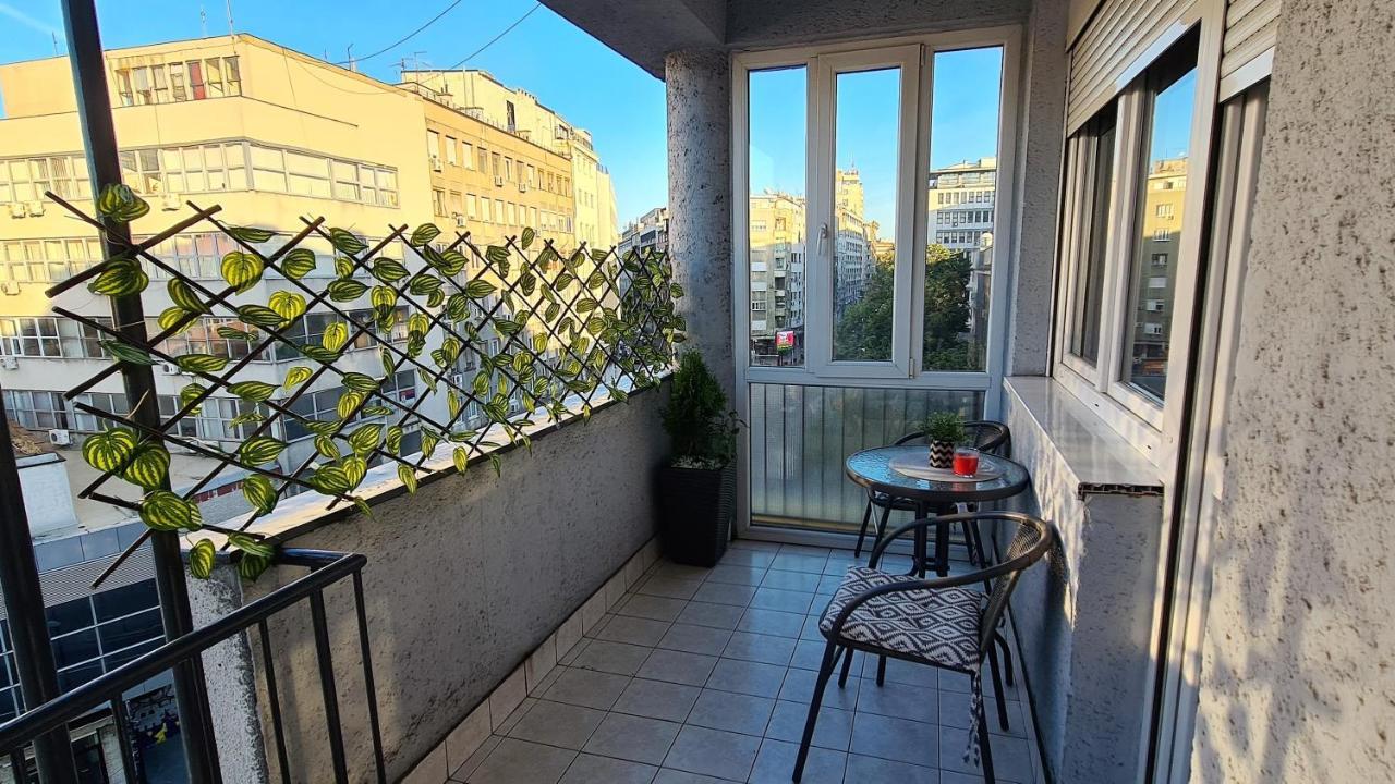 Windows City Apartment Belgrade Extérieur photo