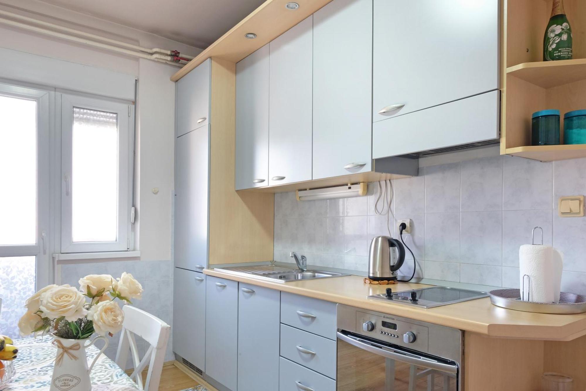 Windows City Apartment Belgrade Extérieur photo